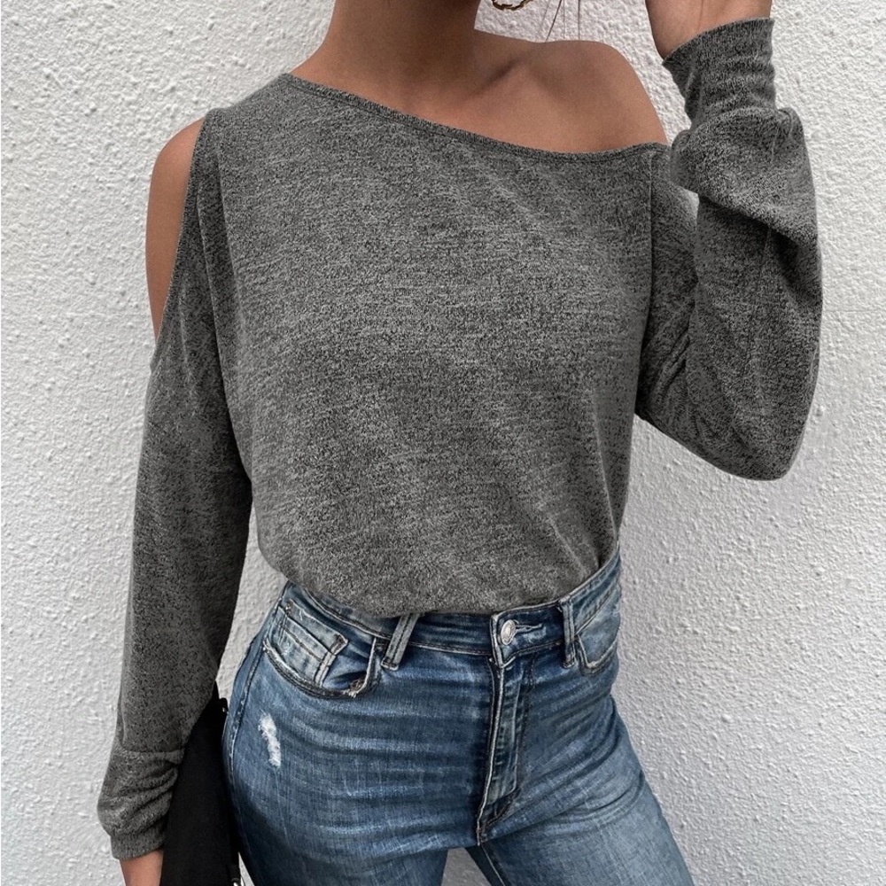 Gray cold shoulder sweatshirt - Picture 4 of 4